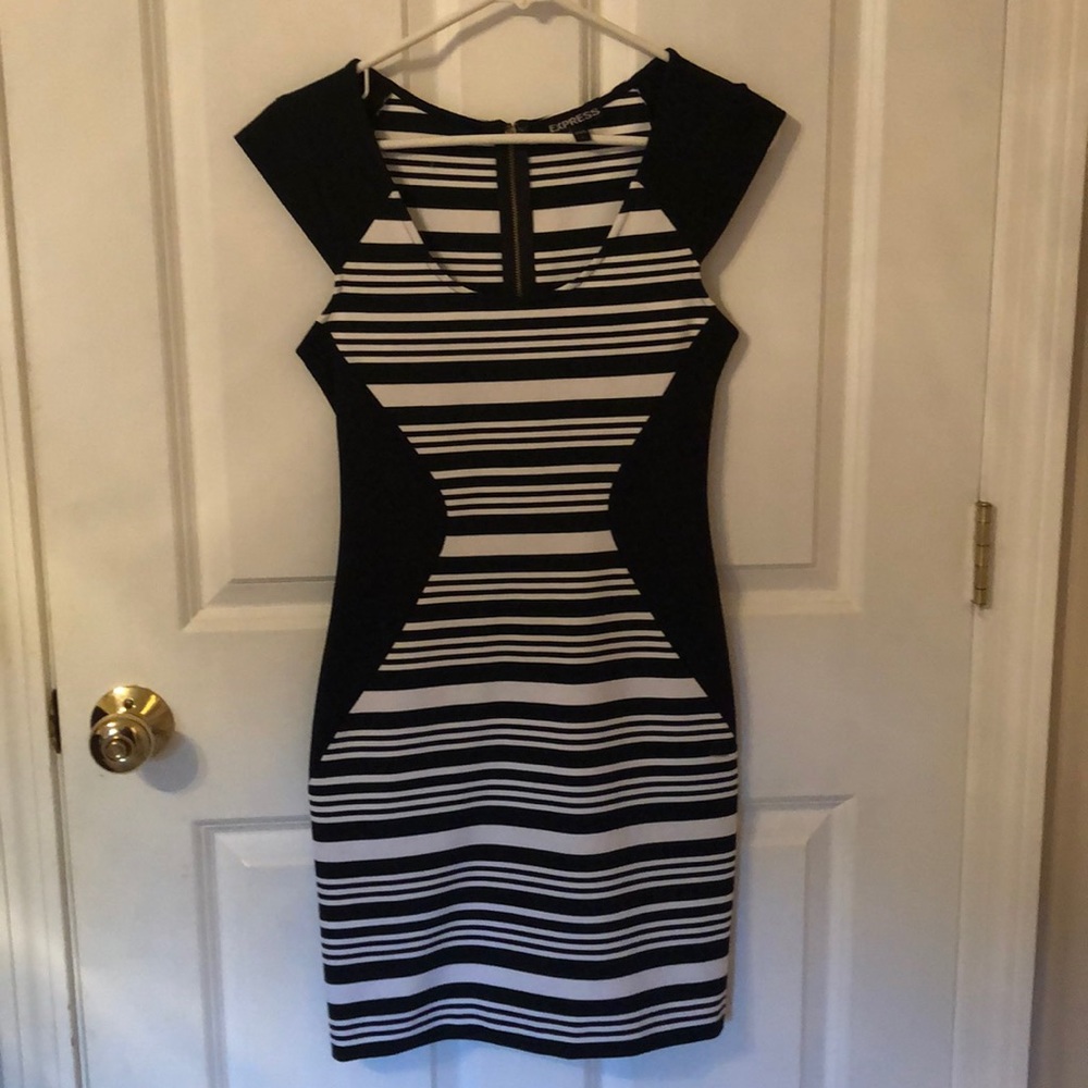 Express size 2 women’s dress